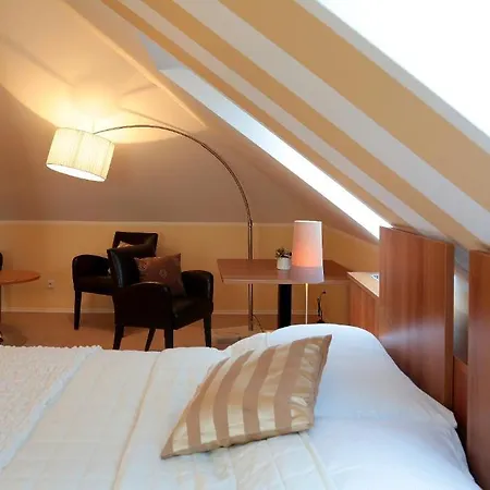 Hotel Boutique Golf Garni 3*